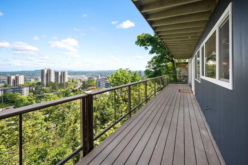 Breathtaking Views W/ Modern Lux - 2320 * Portland