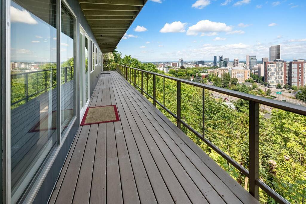 Breathtaking Views W/ Modern Lux - 2320 *